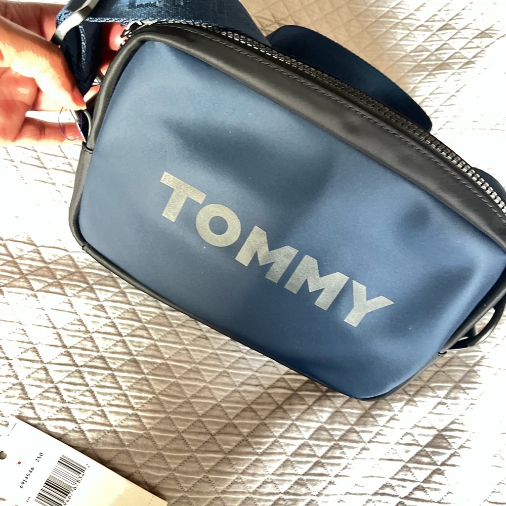 Tommy Hilfiger Navy Belt Bag